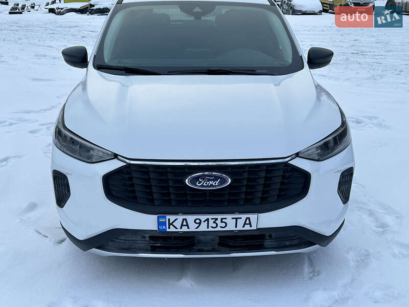 Внедорожник / Кроссовер Ford Escape 2024 в Киеве