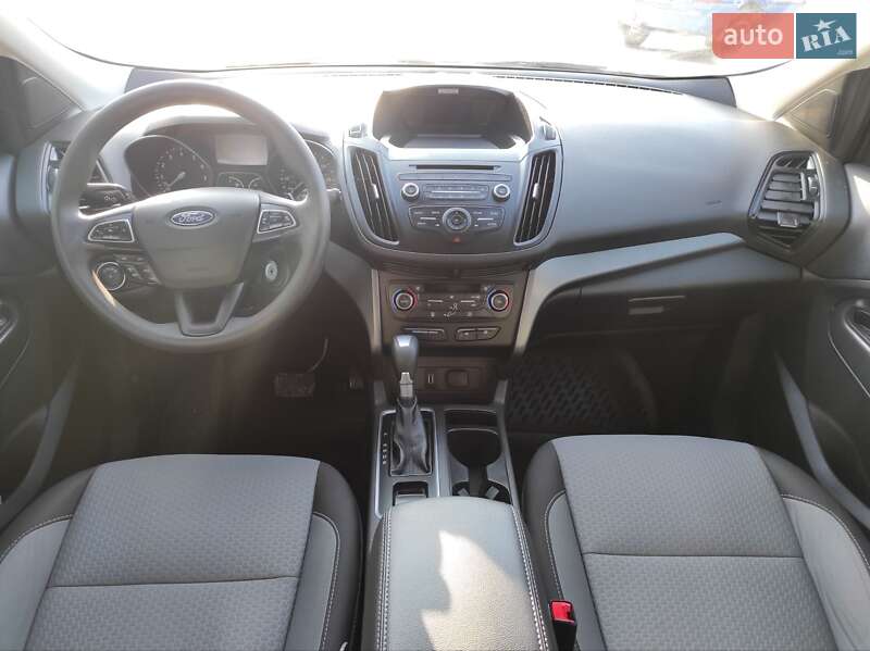 Внедорожник / Кроссовер Ford Escape 2017 в Бердичеве