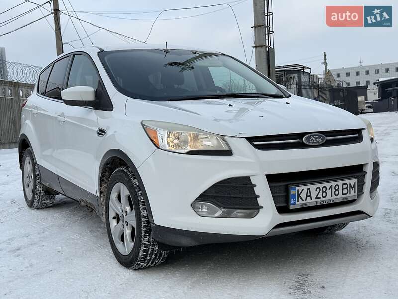 Внедорожник / Кроссовер Ford Escape 2012 в Каменском