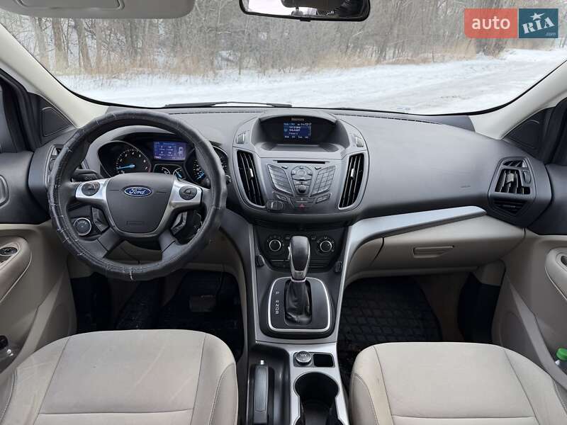 Внедорожник / Кроссовер Ford Escape 2012 в Каменском