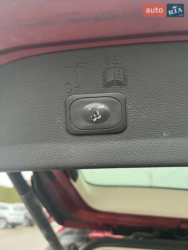 Внедорожник / Кроссовер Ford Escape 2014 в Львове