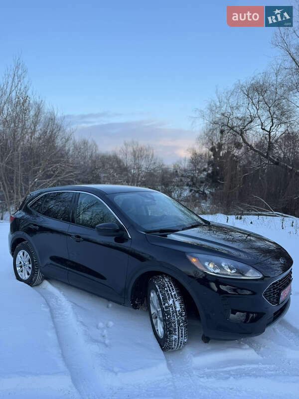 Позашляховик / Кросовер Ford Escape 2021 в Вінниці