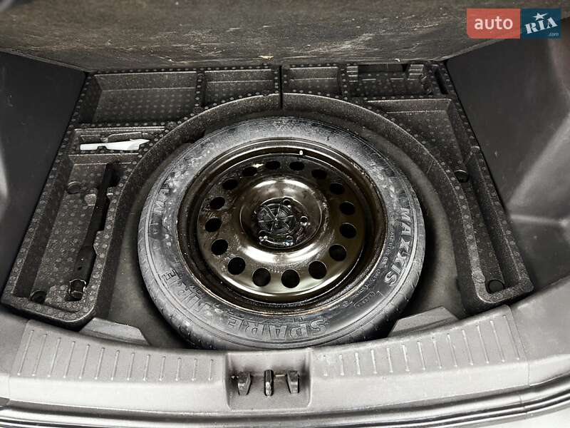 Внедорожник / Кроссовер Ford Escape 2018 в Львове