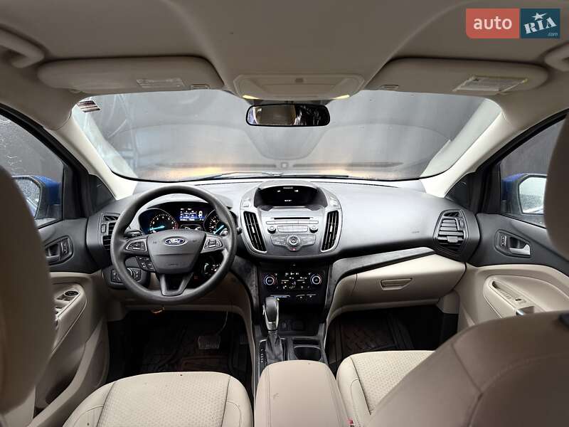 Внедорожник / Кроссовер Ford Escape 2018 в Львове