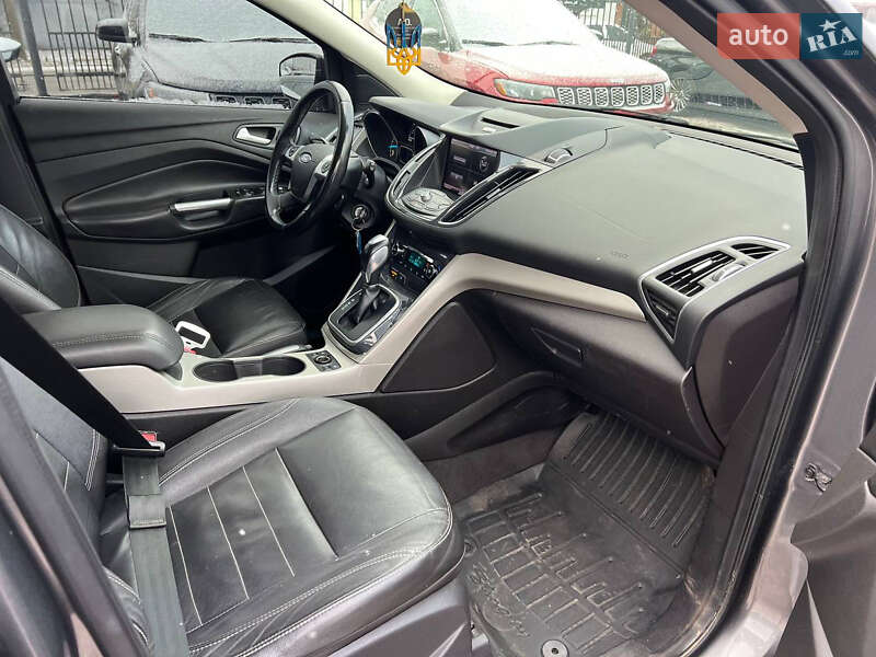 Внедорожник / Кроссовер Ford Escape 2012 в Полтаве