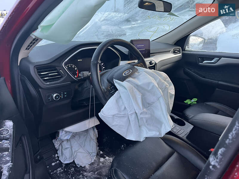 Внедорожник / Кроссовер Ford Escape 2020 в Львове