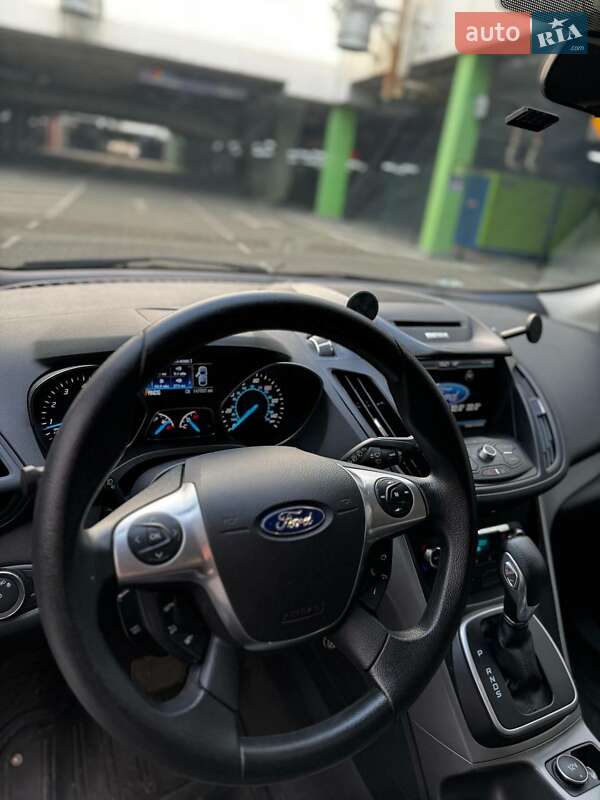 Внедорожник / Кроссовер Ford Escape 2013 в Дрогобыче