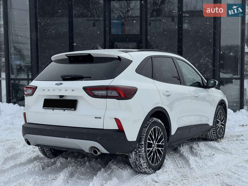 Внедорожник / Кроссовер Ford Escape 2023 в Львове