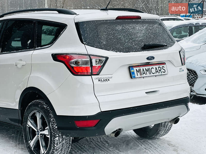 Позашляховик / Кросовер Ford Escape 2016 в Харкові