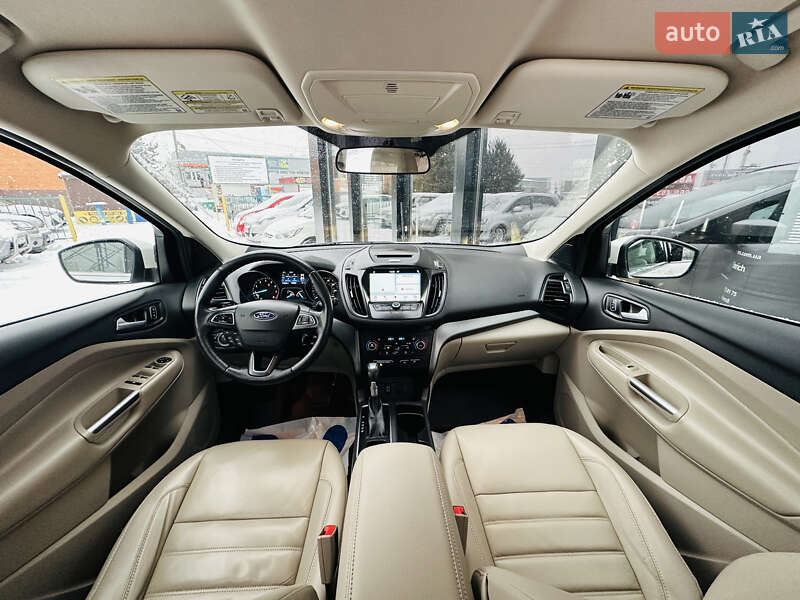 Позашляховик / Кросовер Ford Escape 2016 в Харкові