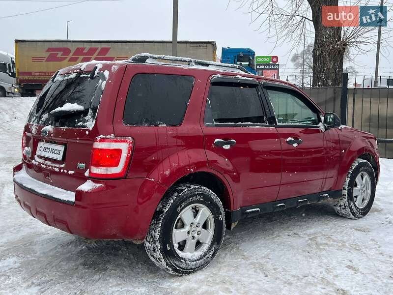 Позашляховик / Кросовер Ford Escape 2009 в Києві