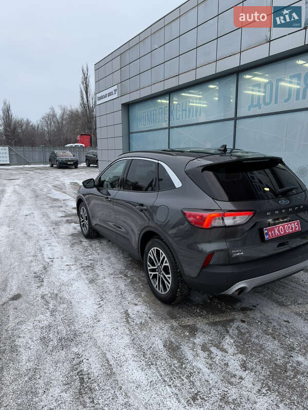Позашляховик / Кросовер Ford Escape 2020 в Полтаві