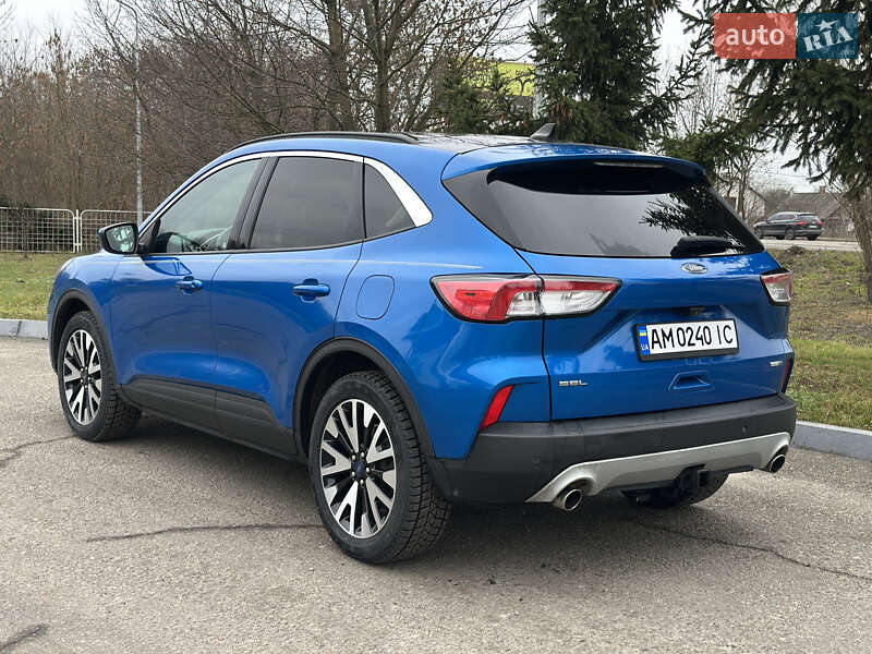 Внедорожник / Кроссовер Ford Escape 2020 в Житомире