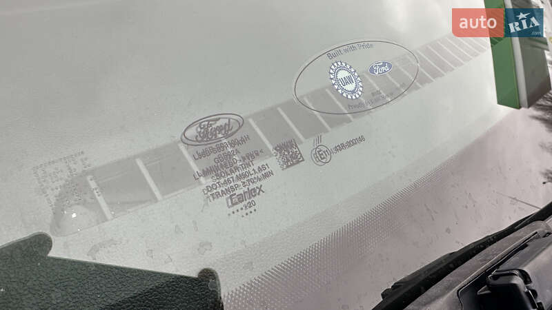 Внедорожник / Кроссовер Ford Escape 2020 в Житомире