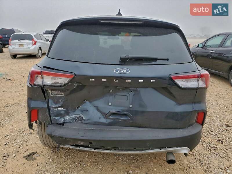 Внедорожник / Кроссовер Ford Escape 2021 в Киеве