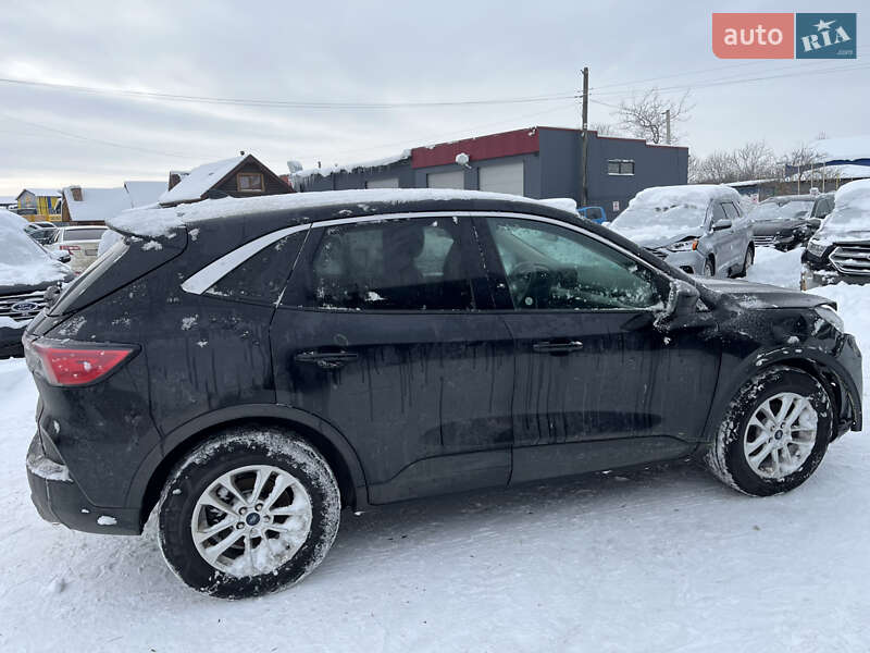 Позашляховик / Кросовер Ford Escape 2019 в Львові