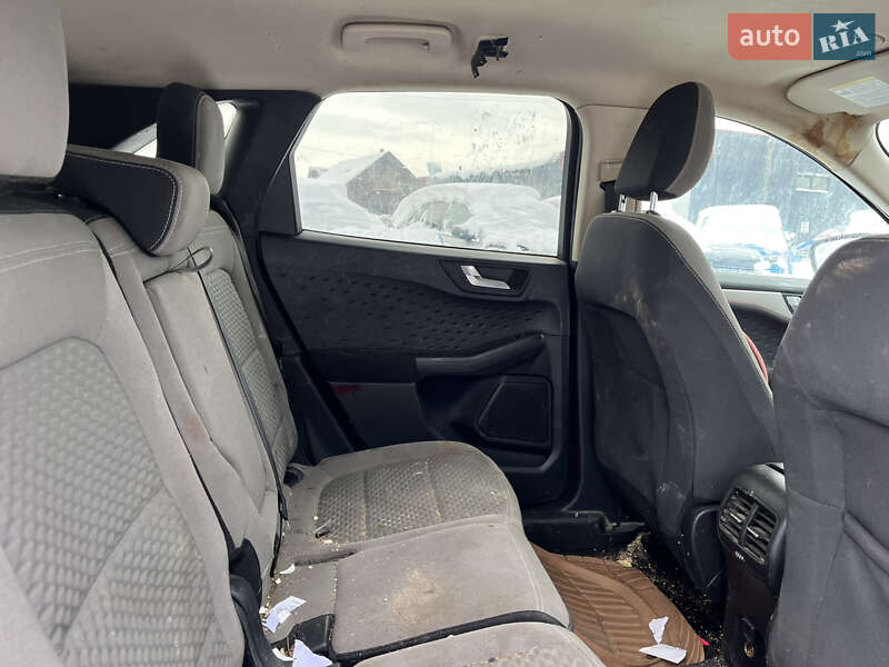 Позашляховик / Кросовер Ford Escape 2019 в Львові