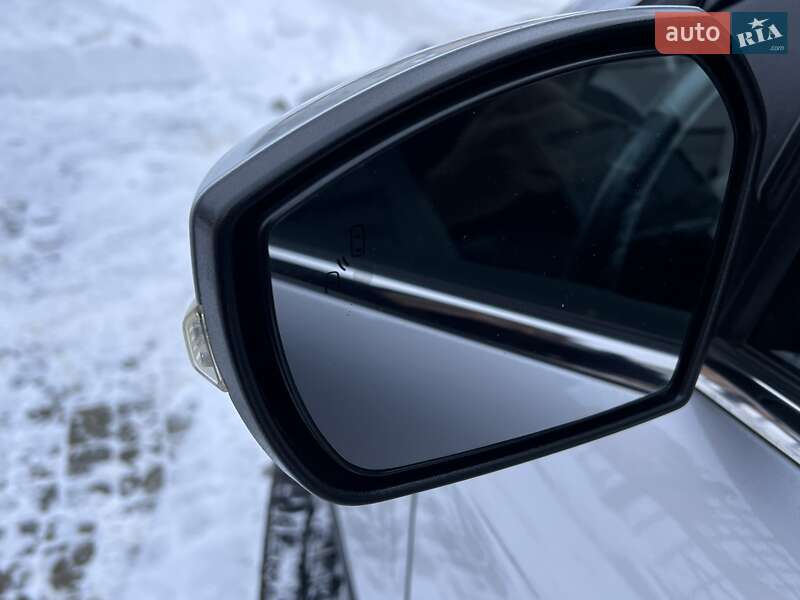 Позашляховик / Кросовер Ford Escape 2018 в Луцьку