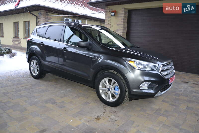 Внедорожник / Кроссовер Ford Escape 2017 в Полтаве фото 4 Внедорожник / Кроссовер Ford Escape 2017 в Полтаве