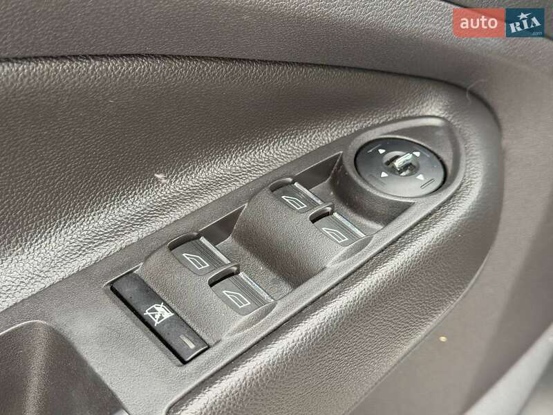 Позашляховик / Кросовер Ford Escape 2014 в Охтирці