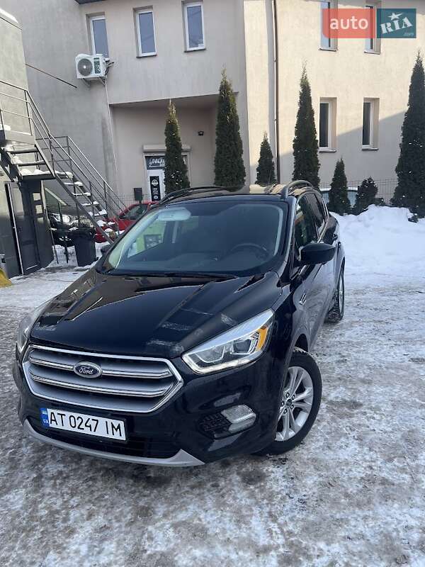 Внедорожник / Кроссовер Ford Escape 2017 в Ивано-Франковске фото 3 Внедорожник / Кроссовер Ford Escape 2017 в Ивано-Франковске