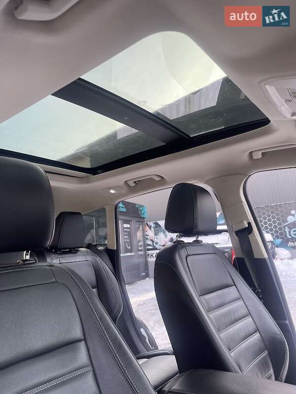 Внедорожник / Кроссовер Ford Escape 2017 в Ивано-Франковске фото 17 Внедорожник / Кроссовер Ford Escape 2017 в Ивано-Франковске