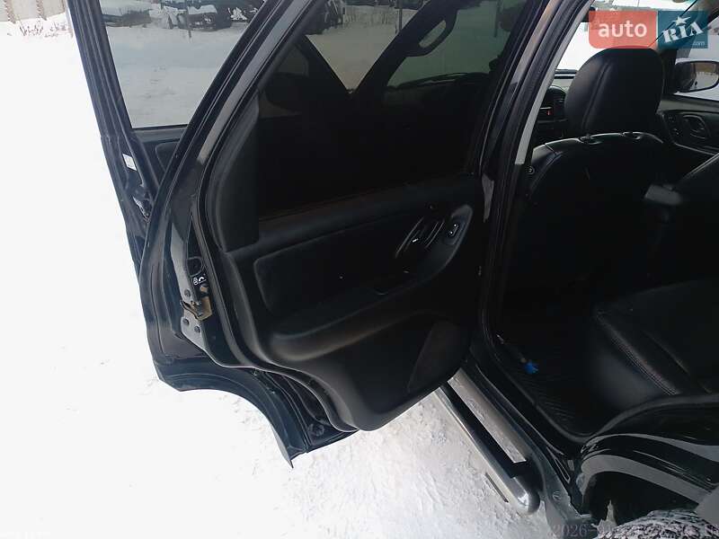 Внедорожник / Кроссовер Ford Escape 2002 в Кременце