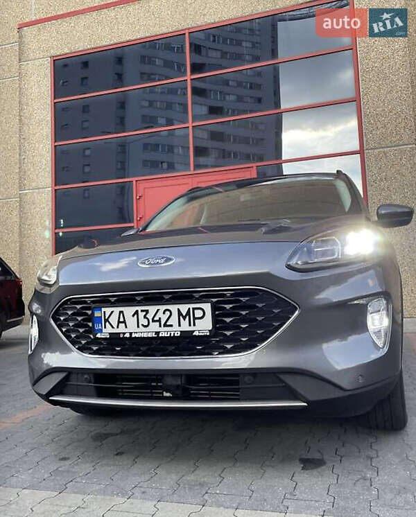 Внедорожник / Кроссовер Ford Escape 2021 в Киеве