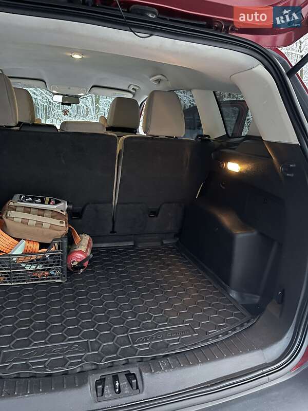 Внедорожник / Кроссовер Ford Escape 2016 в Чернигове