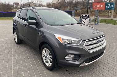 Внедорожник / Кроссовер Ford Escape 2018 в Львове