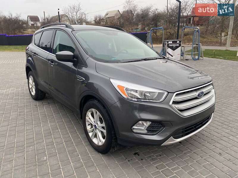 Позашляховик / Кросовер Ford Escape 2018 в Львові