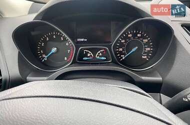 Внедорожник / Кроссовер Ford Escape 2018 в Львове