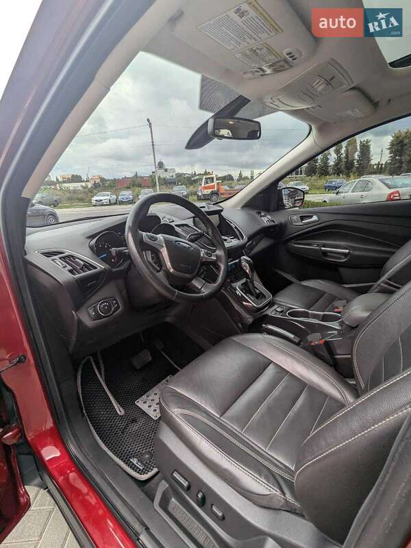 Внедорожник / Кроссовер Ford Escape 2013 в Каменец-Подольском