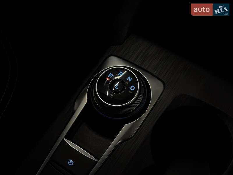 Внедорожник / Кроссовер Ford Escape 2024 в Николаеве