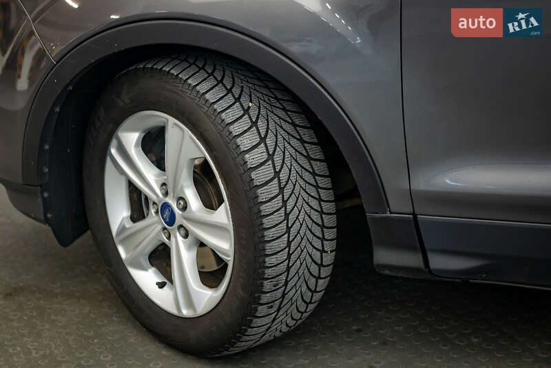 Позашляховик / Кросовер Ford Escape 2013 в Києві