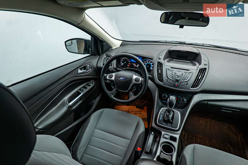 Позашляховик / Кросовер Ford Escape 2013 в Києві