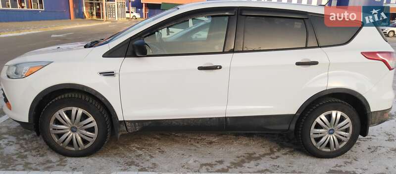 Внедорожник / Кроссовер Ford Escape 2015 в Сумах