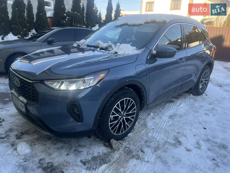 Позашляховик / Кросовер Ford Escape 2023 в Львові