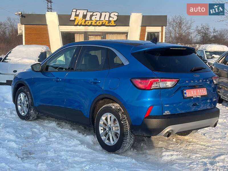 Позашляховик / Кросовер Ford Escape 2019 в Стрию