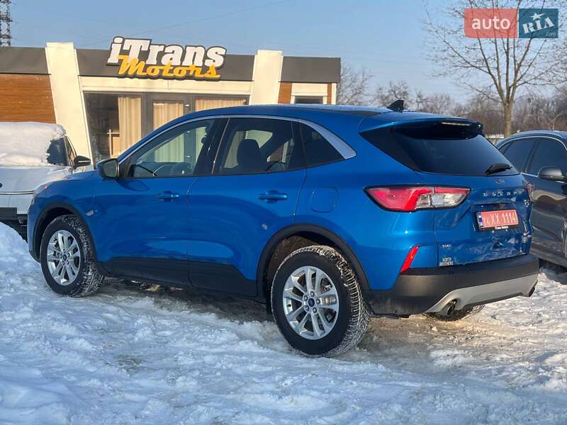 Позашляховик / Кросовер Ford Escape 2019 в Стрию