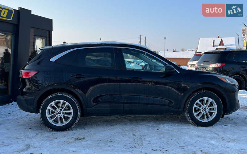 Внедорожник / Кроссовер Ford Escape 2020 в Коломые