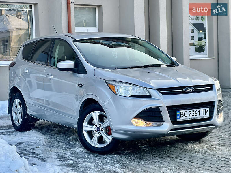 Позашляховик / Кросовер Ford Escape 2015 в Дрогобичі