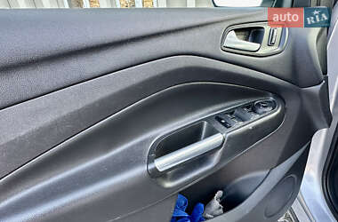 Позашляховик / Кросовер Ford Escape 2015 в Дрогобичі