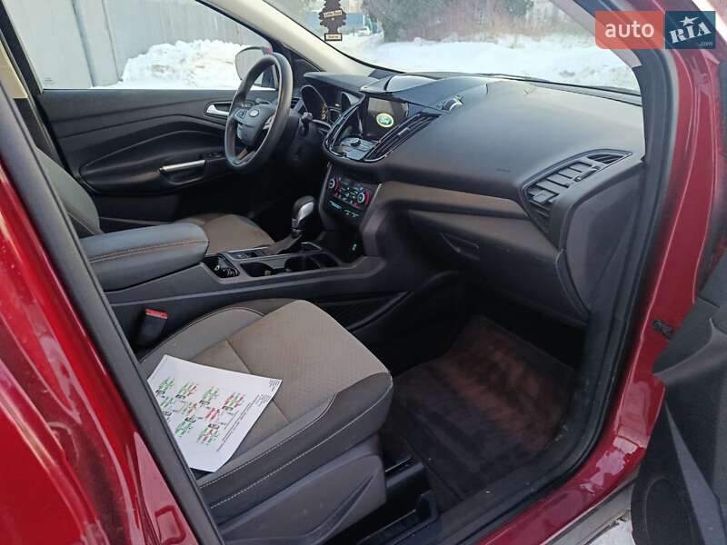 Позашляховик / Кросовер Ford Escape 2018 в Львові фото 10 Позашляховик / Кросовер Ford Escape 2018 в Львові