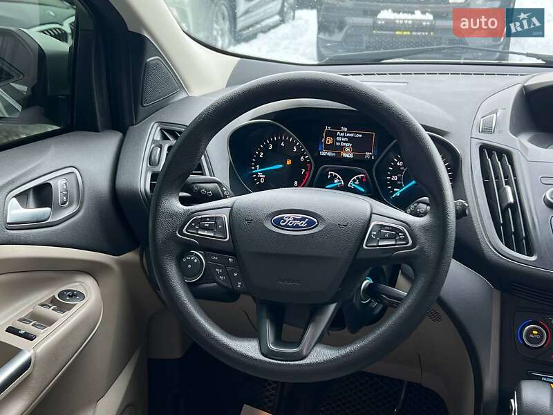 Внедорожник / Кроссовер Ford Escape 2018 в Ивано-Франковске