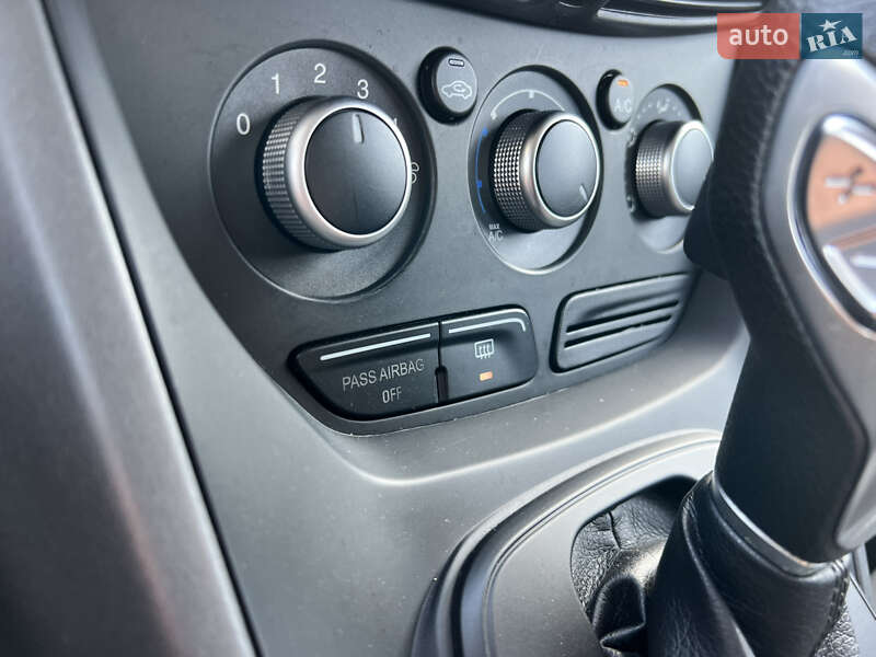 Позашляховик / Кросовер Ford Escape 2014 в Миколаєві