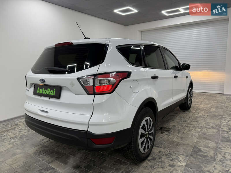 Внедорожник / Кроссовер Ford Escape 2017 в Одессе