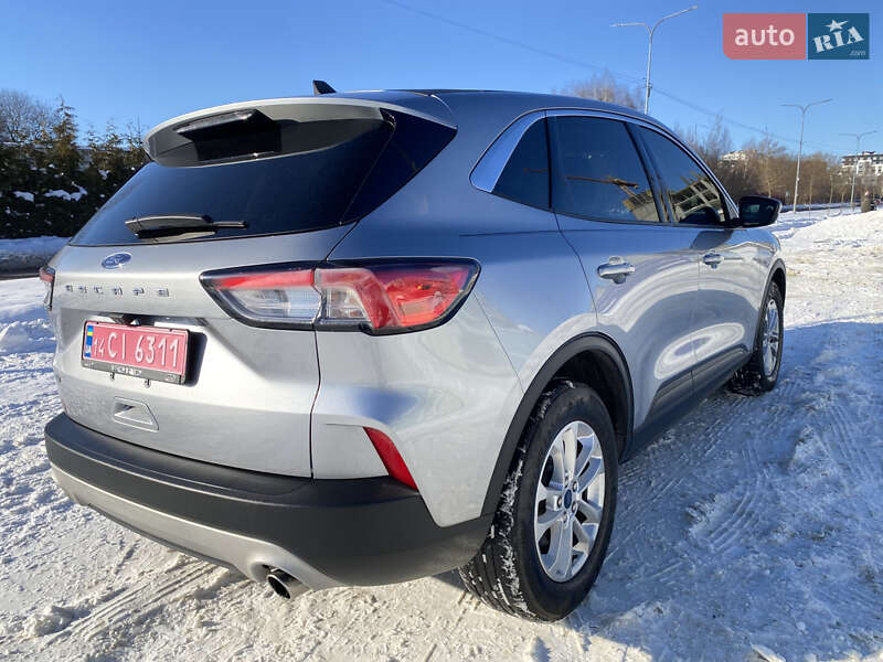 Внедорожник / Кроссовер Ford Escape 2021 в Львове