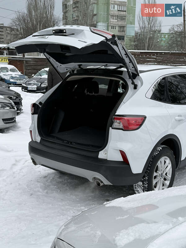 Внедорожник / Кроссовер Ford Escape 2019 в Запорожье фото 7 Внедорожник / Кроссовер Ford Escape 2019 в Запорожье