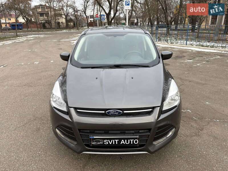 Внедорожник / Кроссовер Ford Escape 2015 в Николаеве